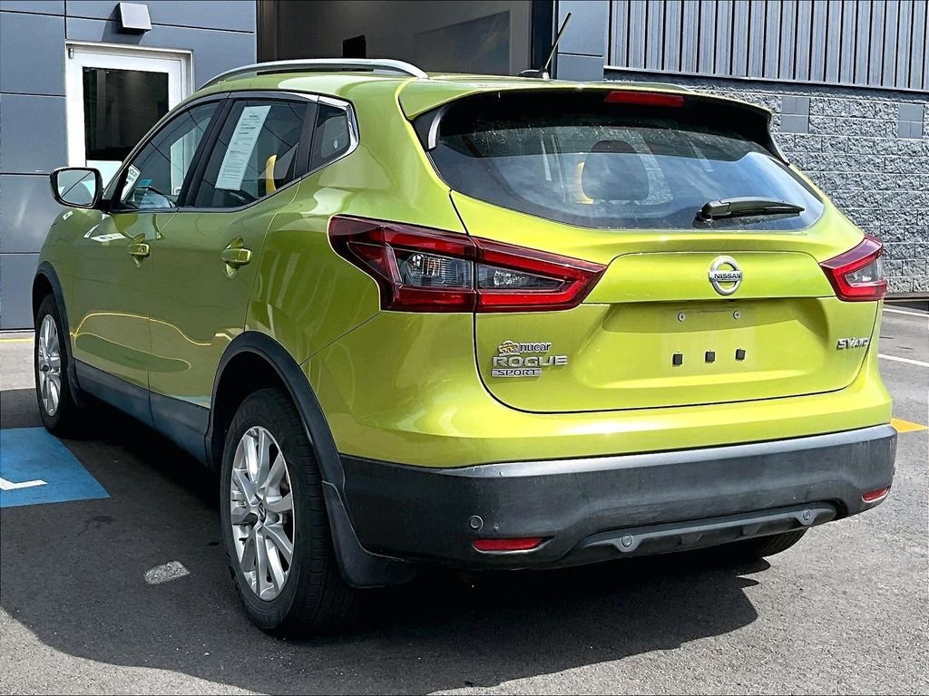 Used 2020 Green Nissan SV image 6