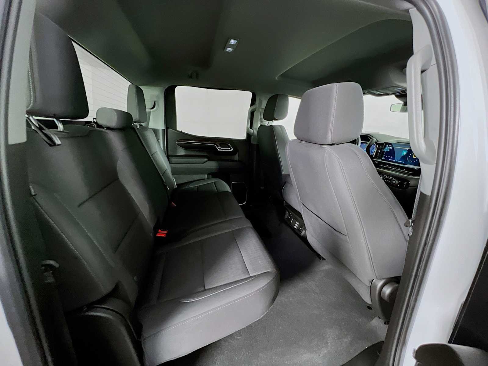 Used 2023 Summit White Chevrolet LT image 25