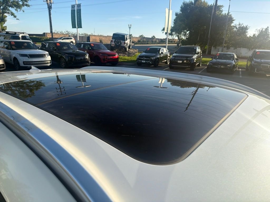 Used 2025 Wind Chill Pearl Mazda 2.5 S Premium Plus Package image 3