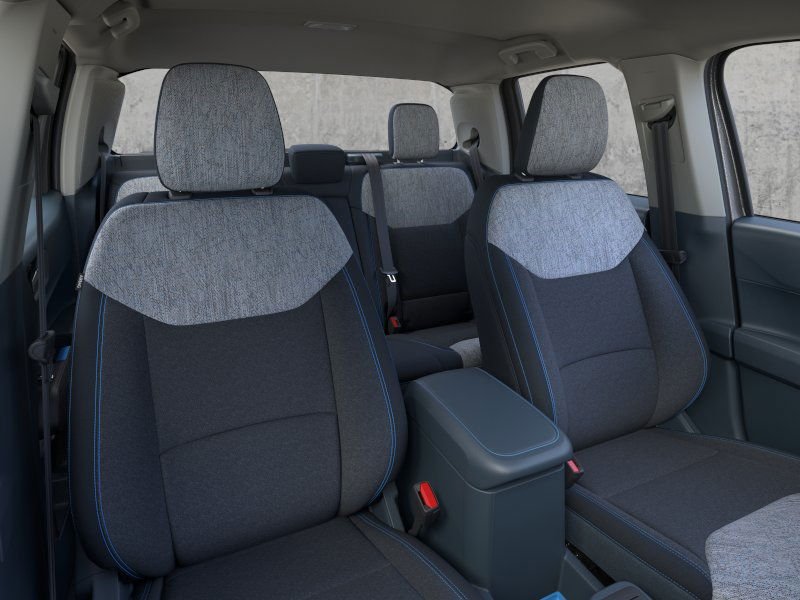 New 2025 Carbonized Gray Metallic Ford XLT image 34