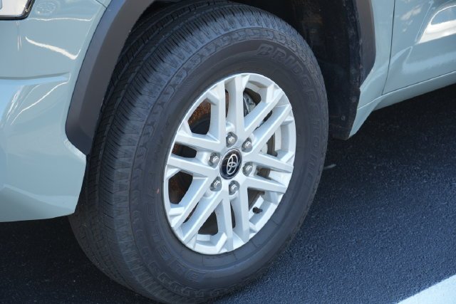 Certified Used 2025  Toyota SR5 image 9