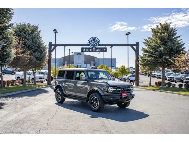 2026 Ford Bronco Outer Banks®