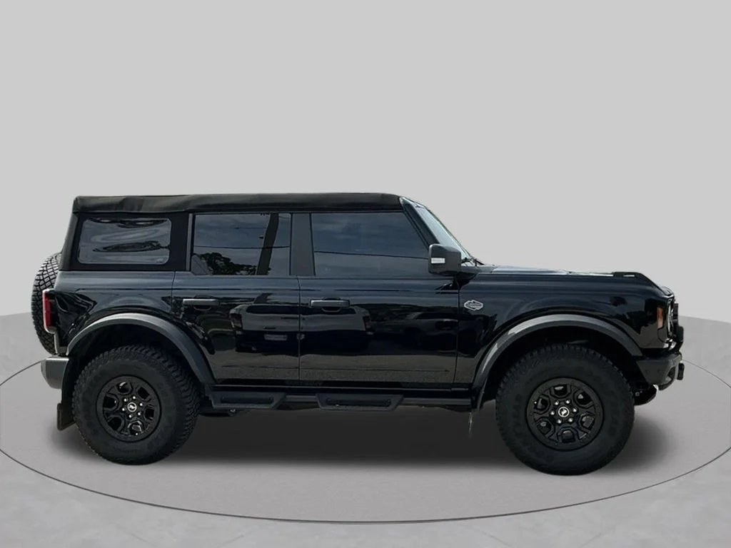 Used 2024 Black Ford Wildtrak image 14