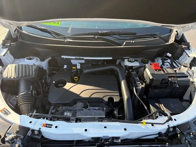 Used 2026 Summit White Chevrolet LT image 14