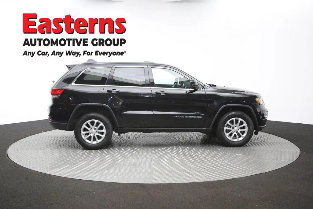 Used 2021 Black Jeep Laredo E image 47