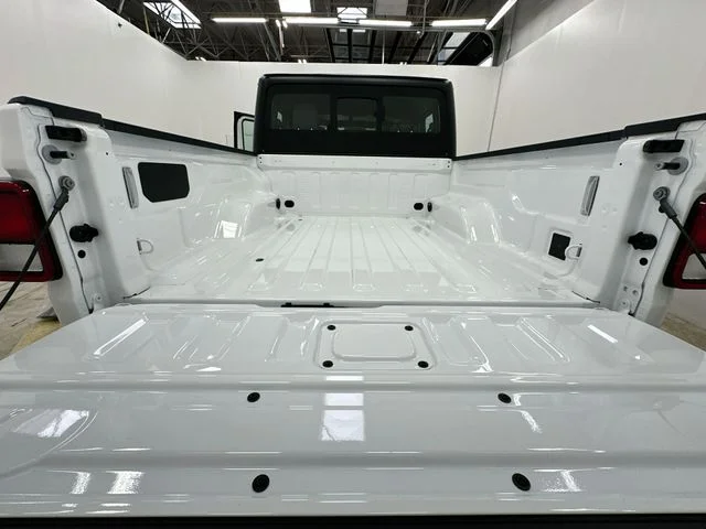 New 2026 Bright White Clear-Coat Exterior Paint Jeep Sport image 20