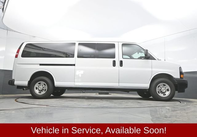 Used 2024 White Chevrolet LS image 40