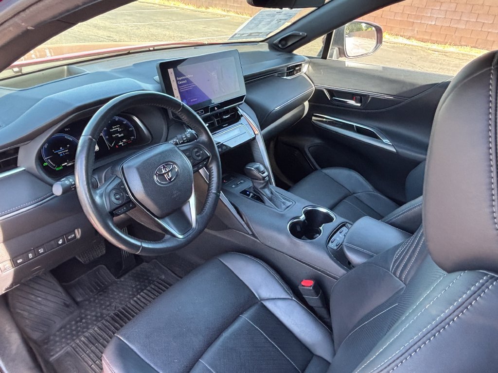 2023 Toyota Venza Limited - Photo 9