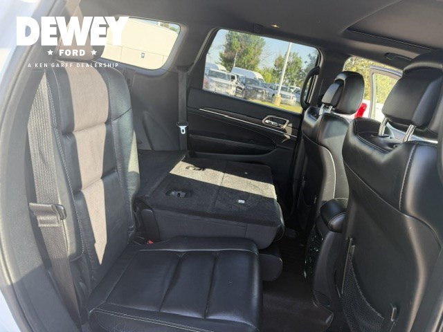 Used 2017 Bright White Clearcoat Jeep Limited image 32