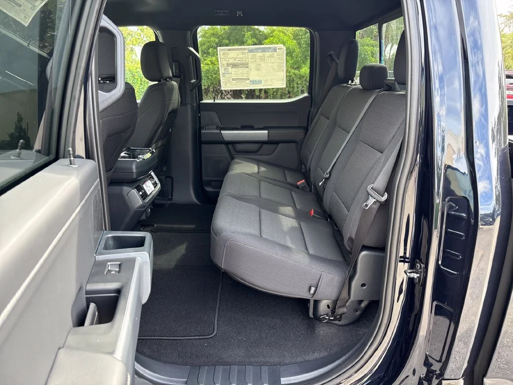 New 2026 Blue Ford XLT image 28