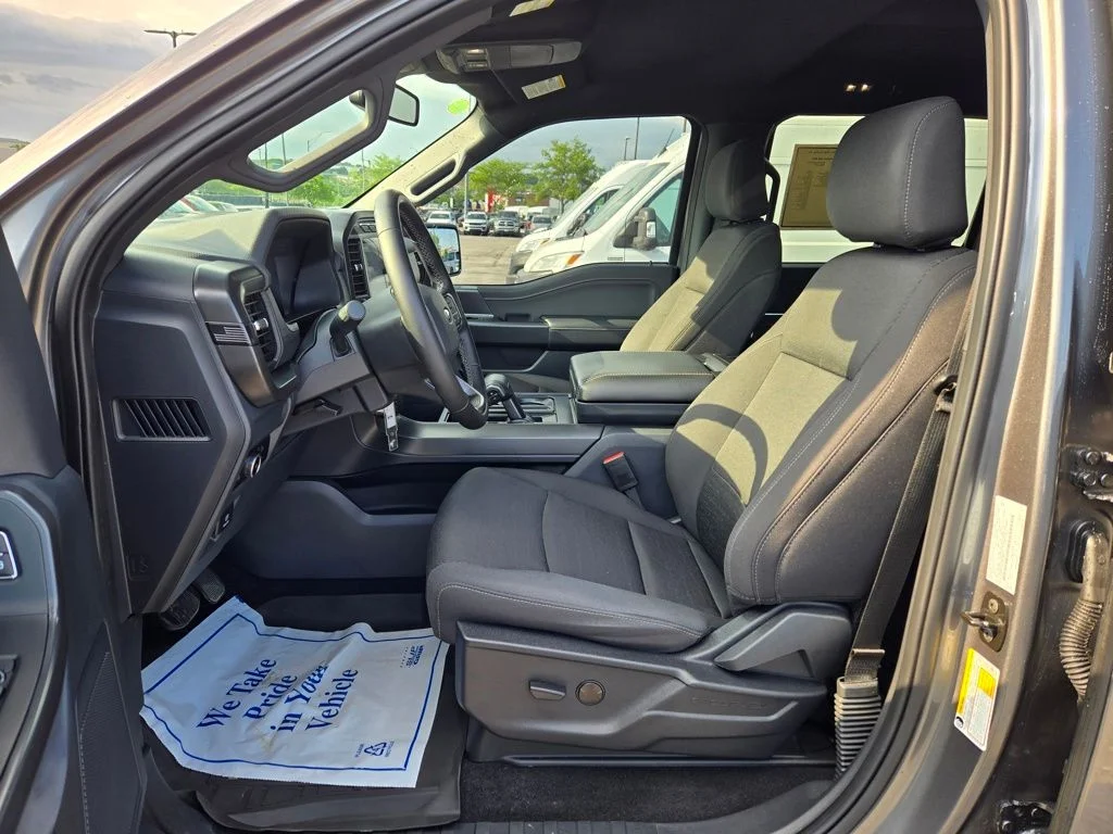 Used 2024 Gray Ford XLT image 16