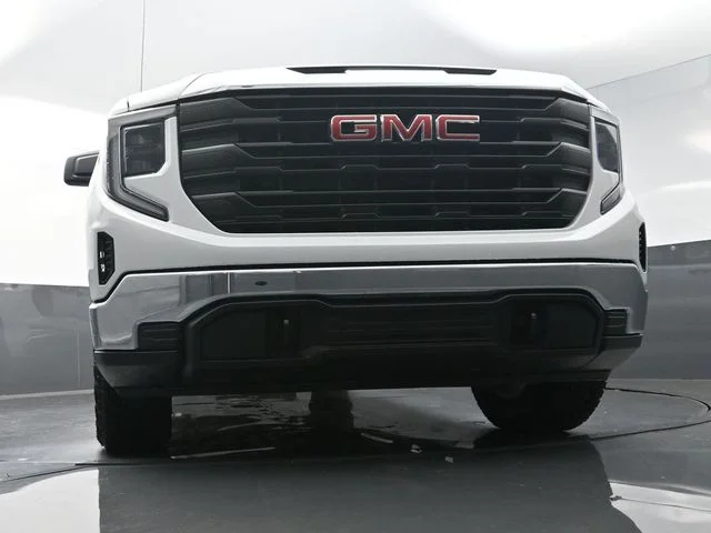 Used 2025 White GMC Pro image 41