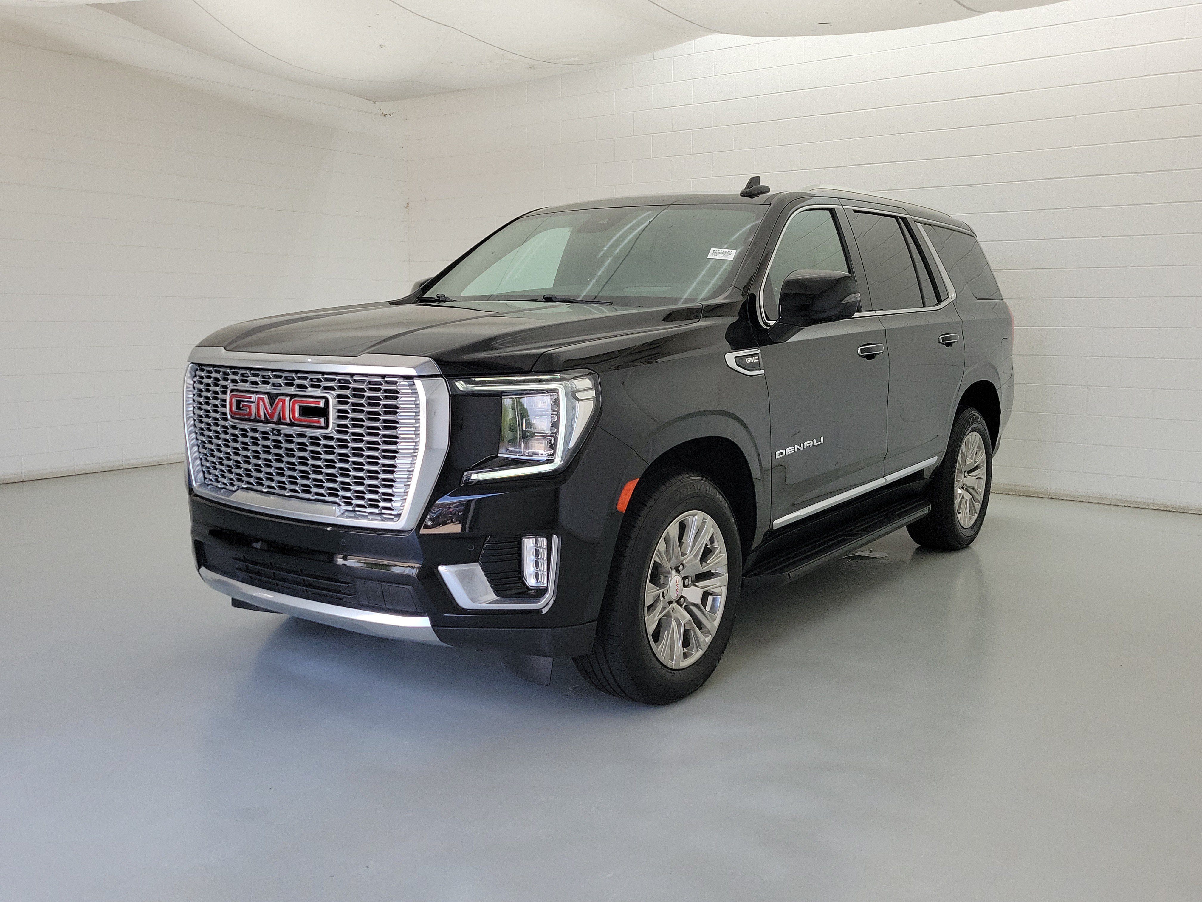 Used 2023 Onyx Black GMC Denali image 1