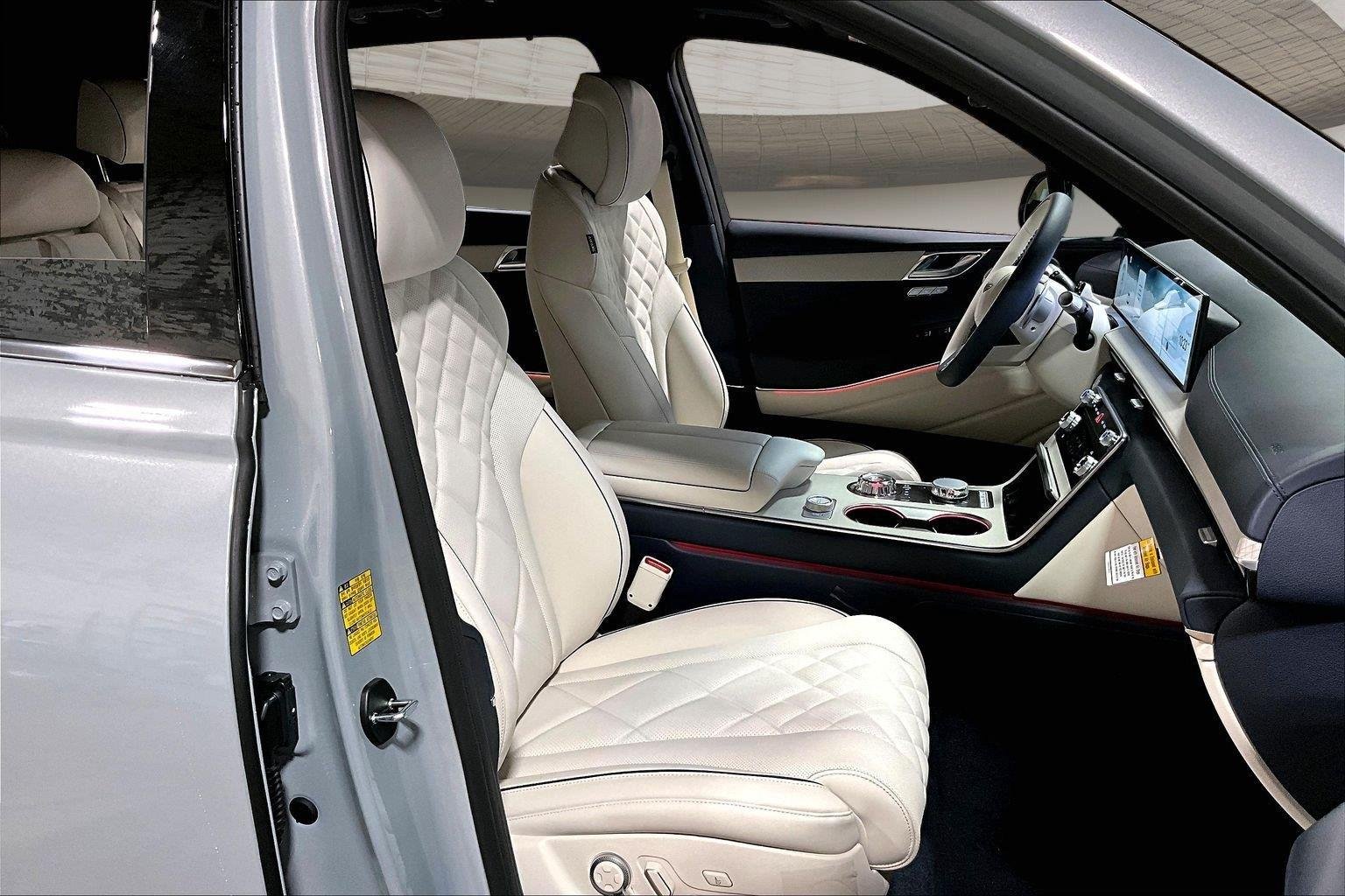 New 2027 Bering Blue Genesis 3.5T PRESTIGE image 12