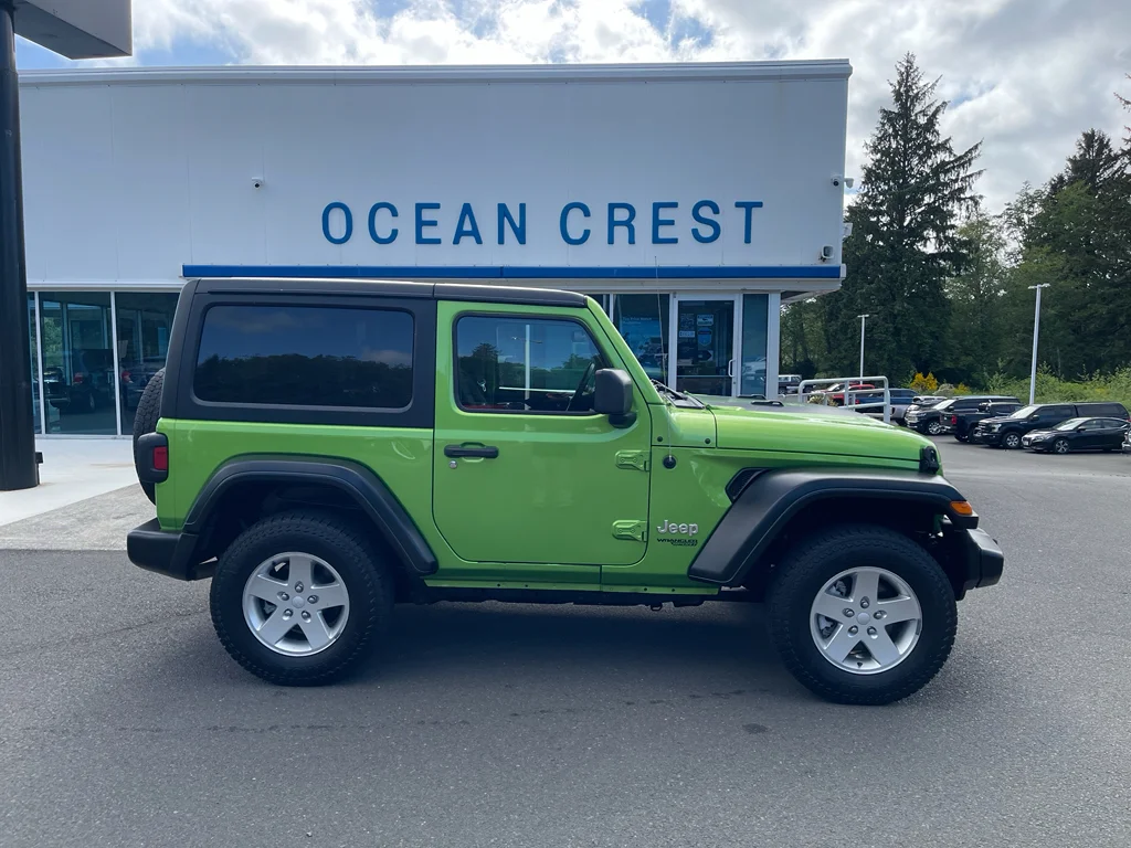 2020 Jeep Wrangler Sport's photo