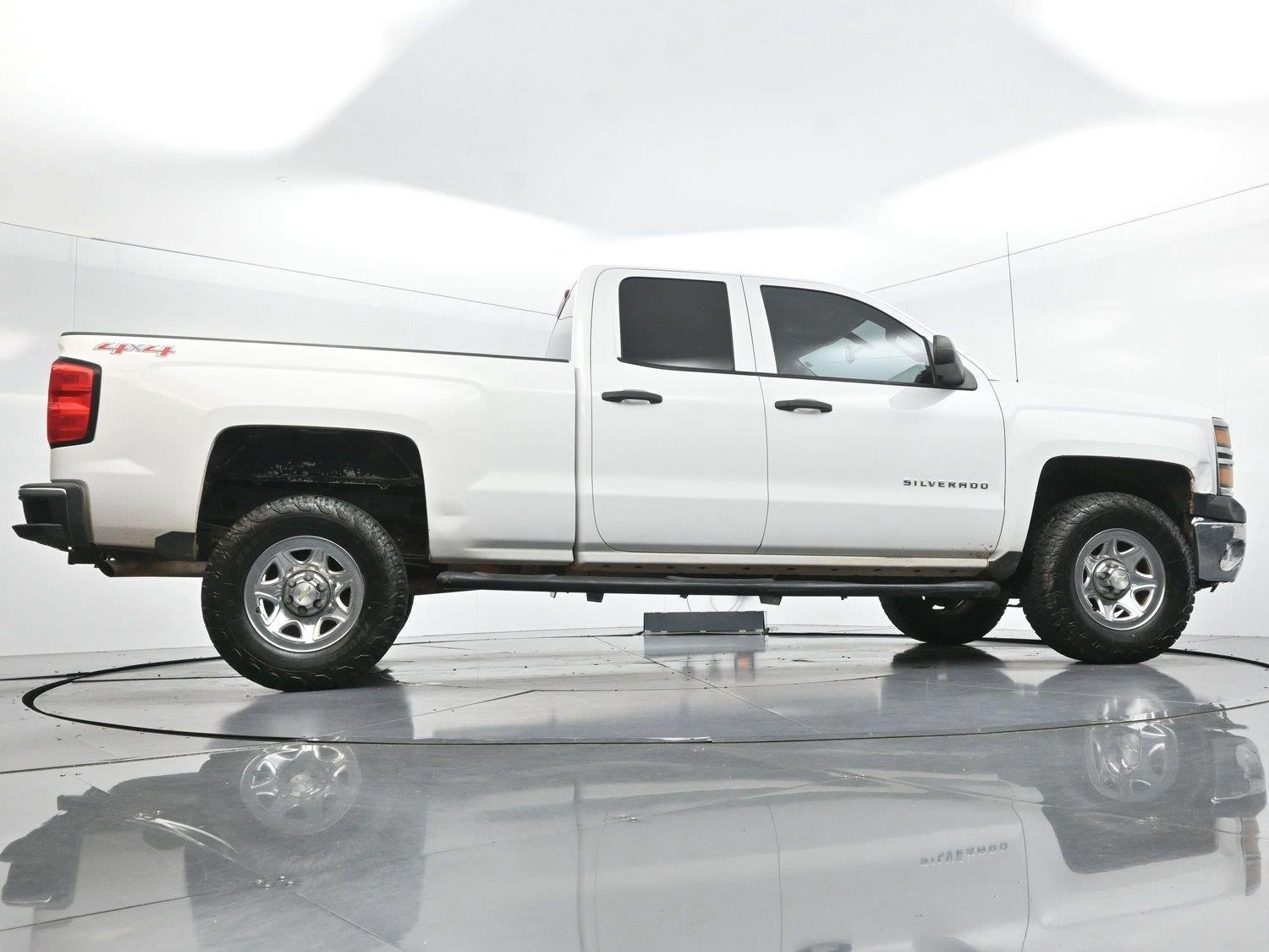 Used 2014 Summit White Chevrolet Work Truck image 45