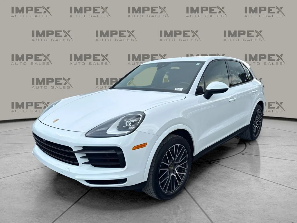 Used 2023  Porsche Base image 1