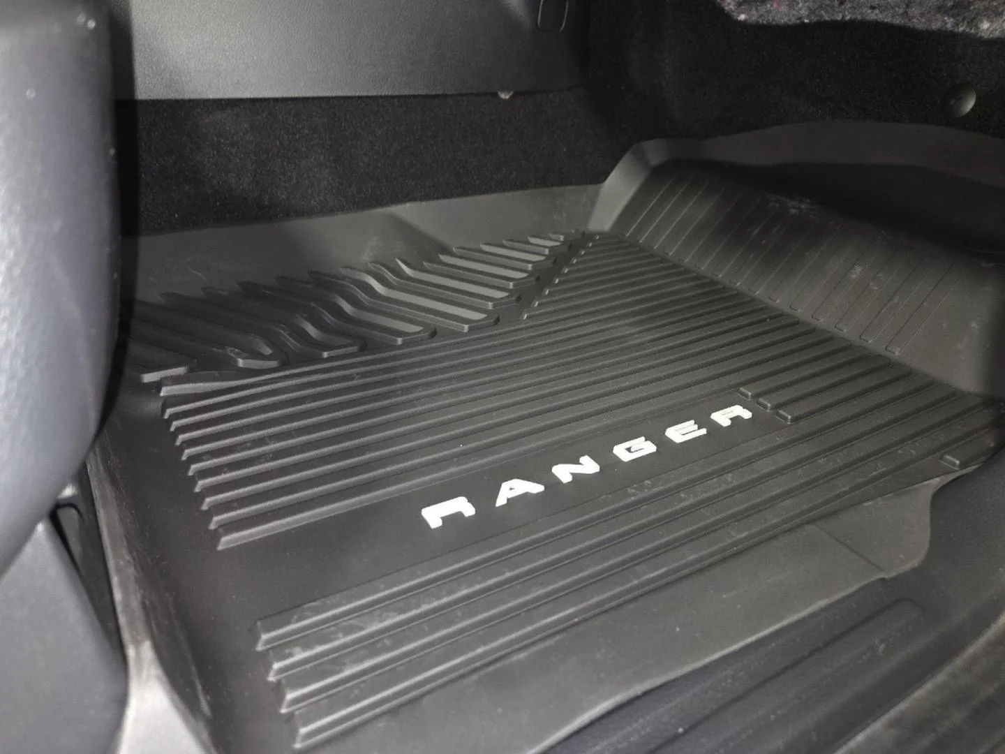 Used 2026 Shadow Black Ford XLT image 47