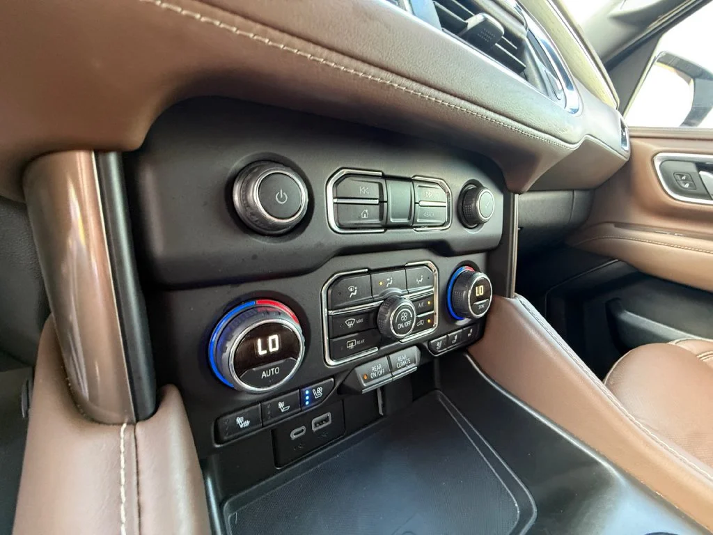 Used 2024 Beige Chevrolet High Country image 23