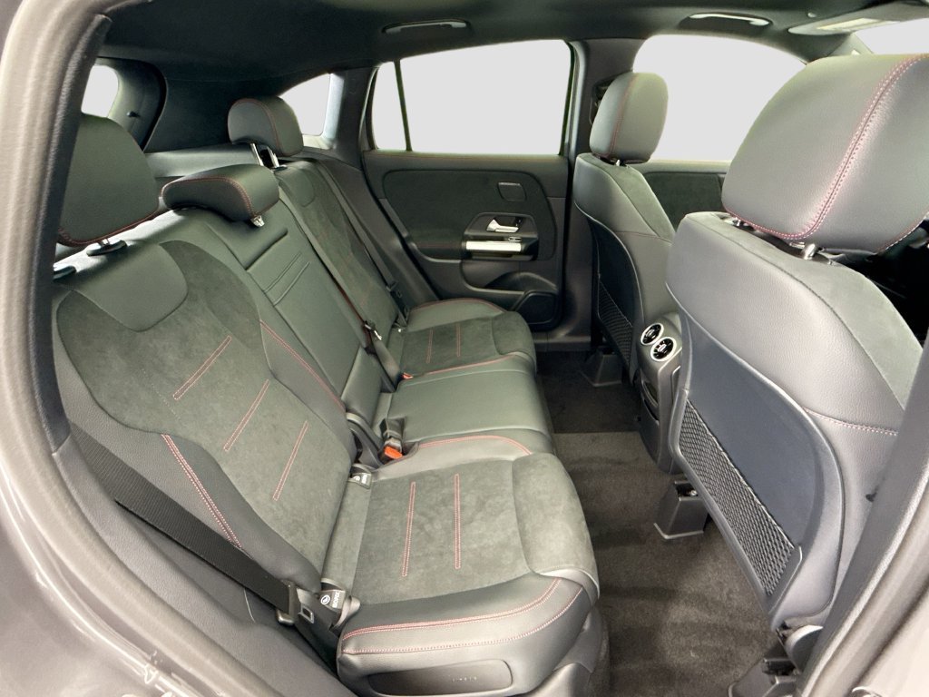 New 2026 Mountain Grey Metallic Mercedes-Benz GLA 250 image 21