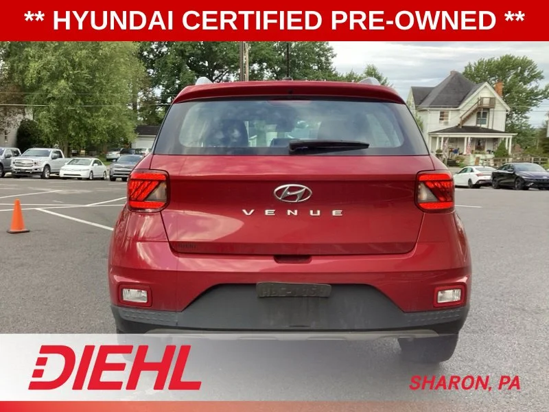 2023 Hyundai Venue Limited - Photo 6