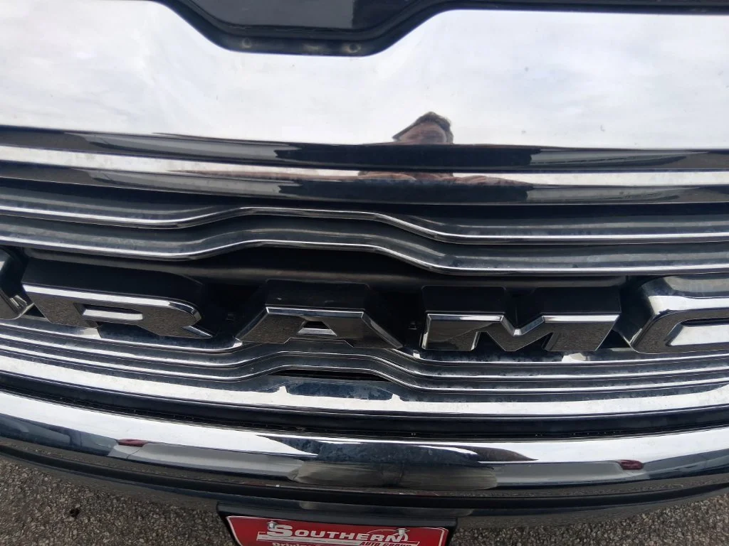 Used 2022 Black Ram Laramie image 21