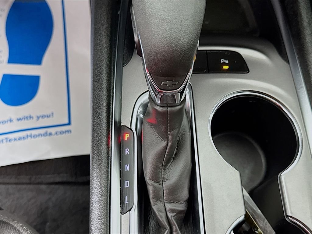 Used 2024 Sterling Gray Metallic Chevrolet LT image 20