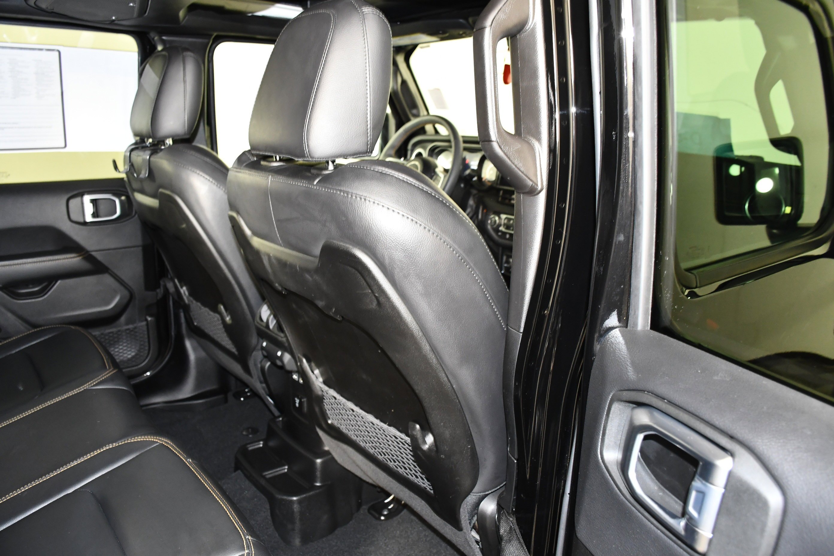 Used 2024 Black Clearcoat Jeep Sahara image 44