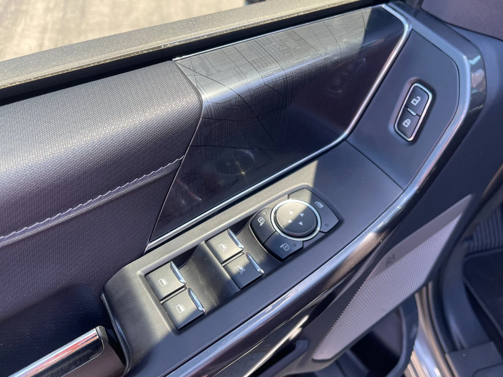 Used 2022 Gray Ford XLT image 13
