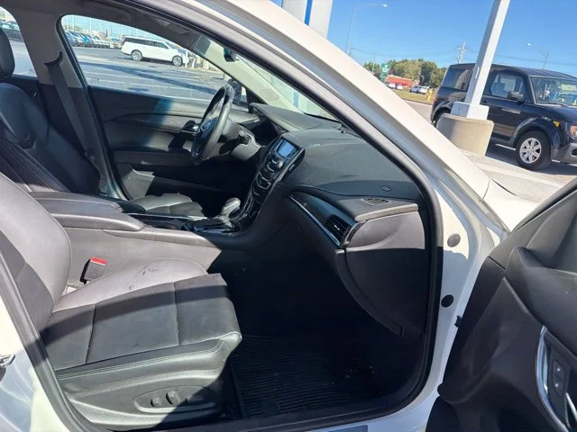 Used 2014 White Diamond Clearcoat Cadillac 2.5L image 13