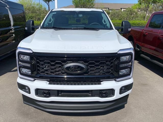 New 2026 White Ford XLT image 2