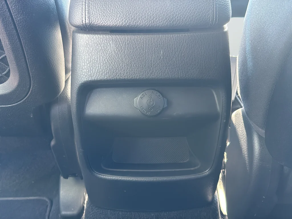 Used 2014 Silver Kia LX image 16