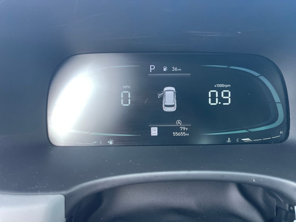 Used 2023 Black Hyundai SEL image 19