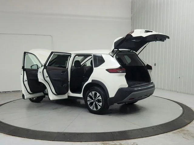 Used 2023 White Nissan SV image 14