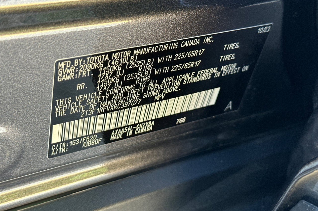 Used 2024 MAGNETIC GREY METALL Toyota LE image 27