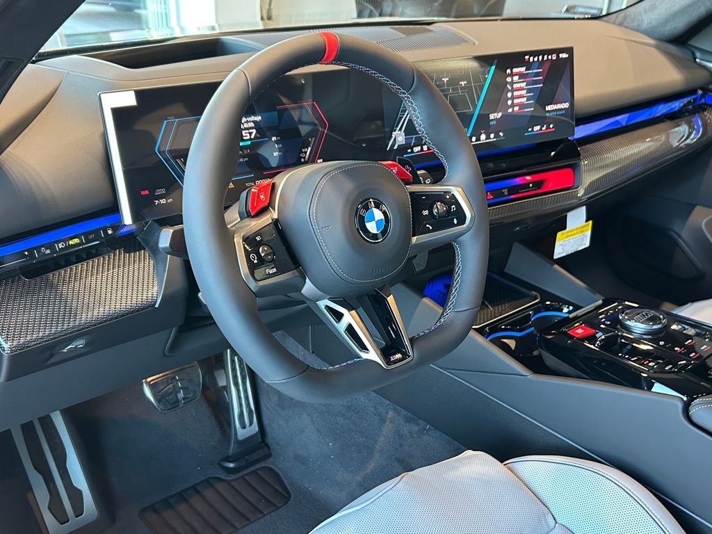 New 2027 Carbon Black Metallic BMW Base image 14