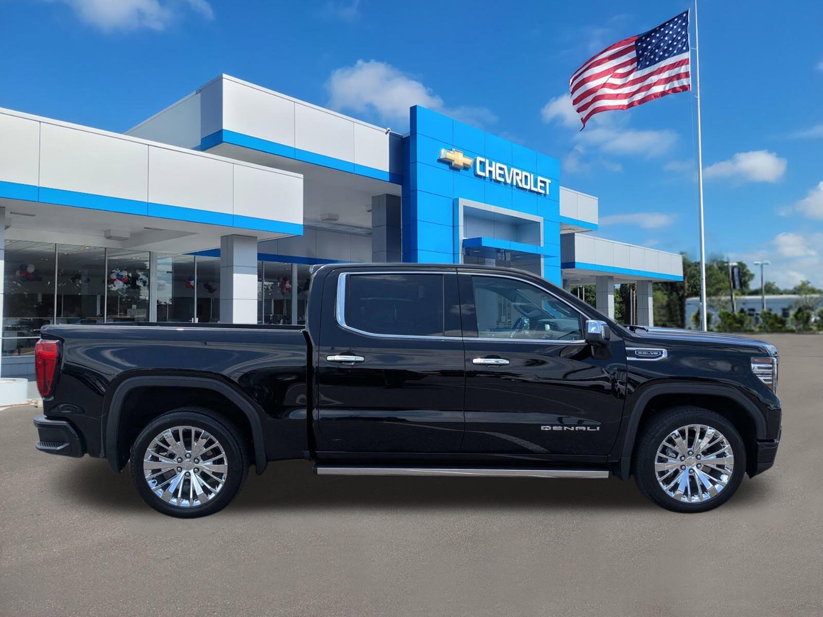 Used 2023 Onyx Black GMC Denali image 3