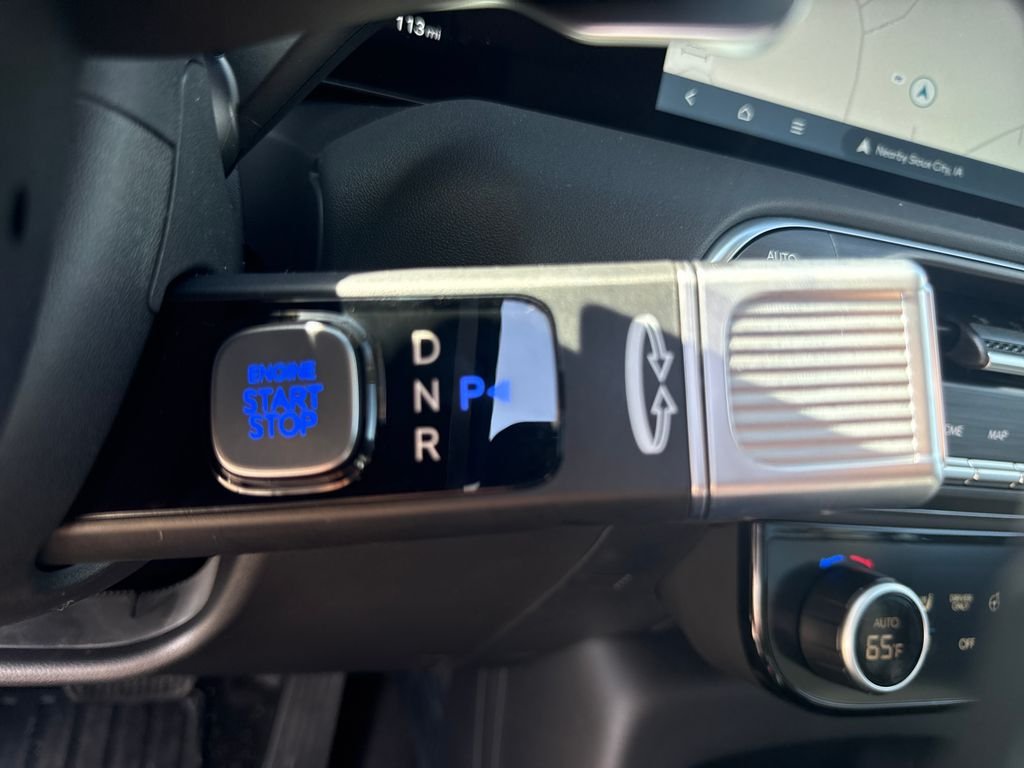 2026 Hyundai Palisade Limited - Photo 24
