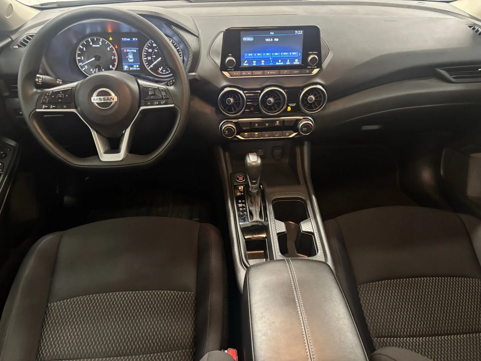 Used 2023 Silver Nissan S image 11