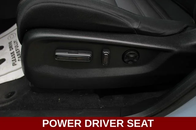 Used 2020  Honda EX image 3