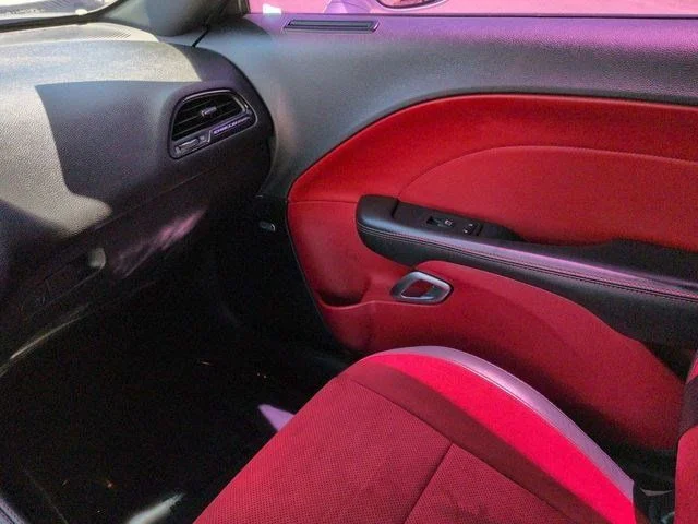 Used 2019  Dodge R/T Scat Pack Widebody image 16