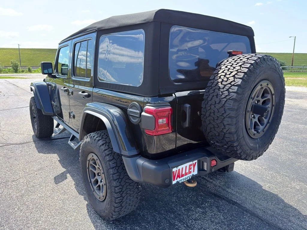 Used 2023 Black Jeep Rubicon 392 image 9