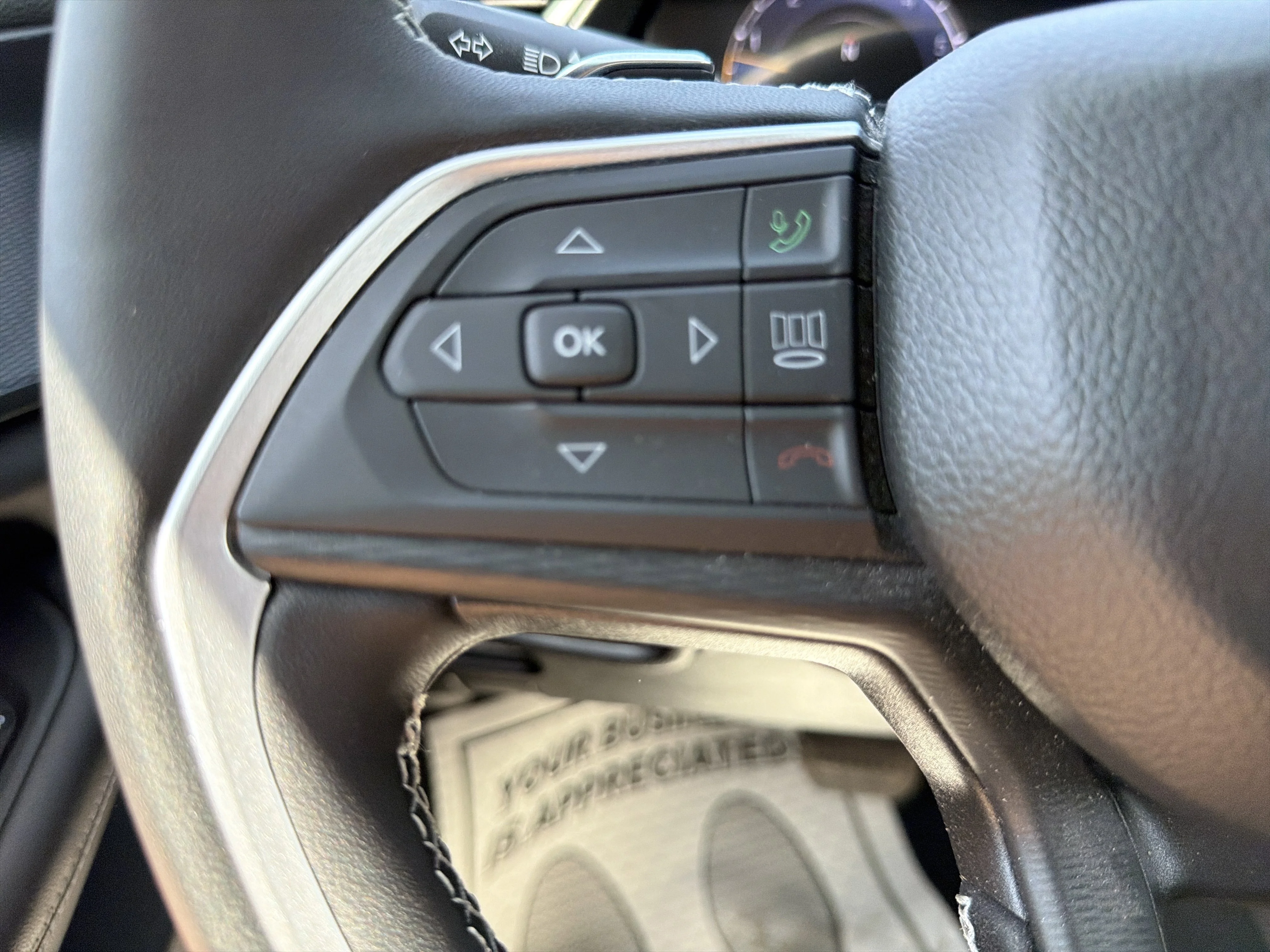 Used 2023 Velvet Red Pearlcoat Jeep Laredo image 19
