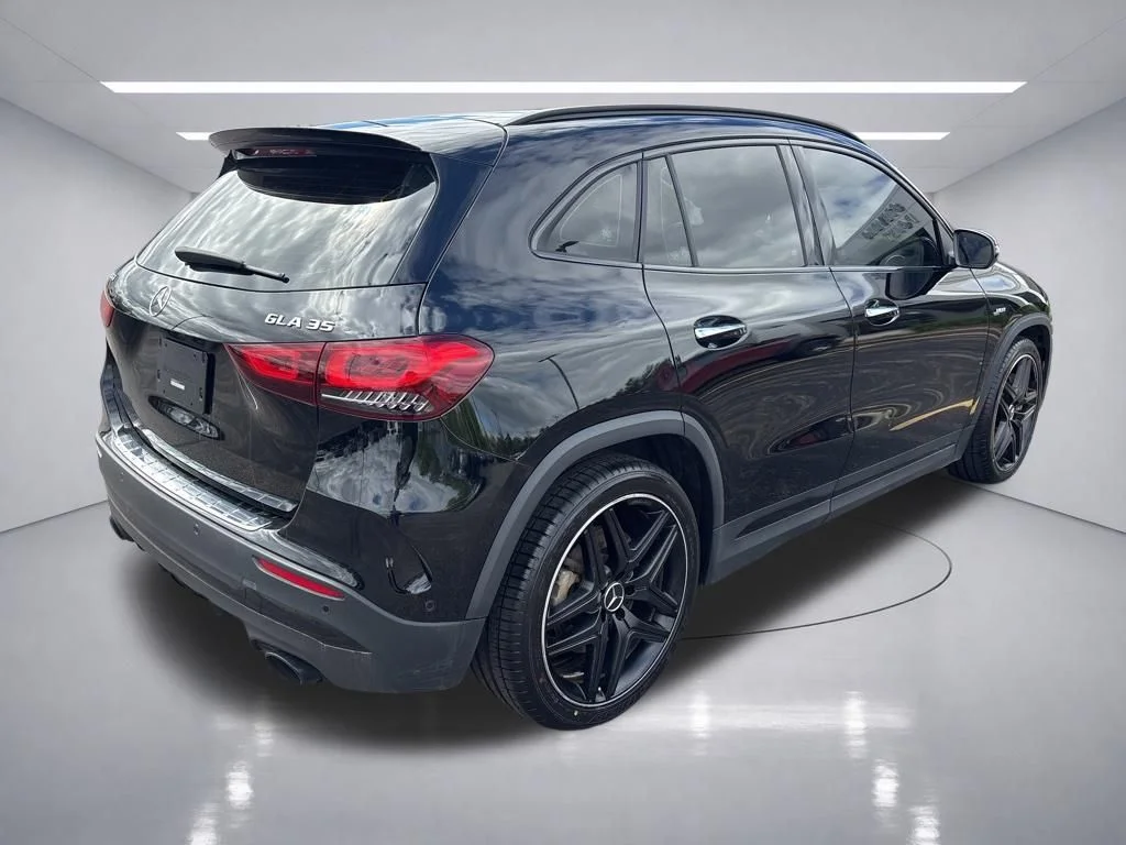 Used 2022 Night Black Mercedes-Benz GLA 35 AMG® image 6