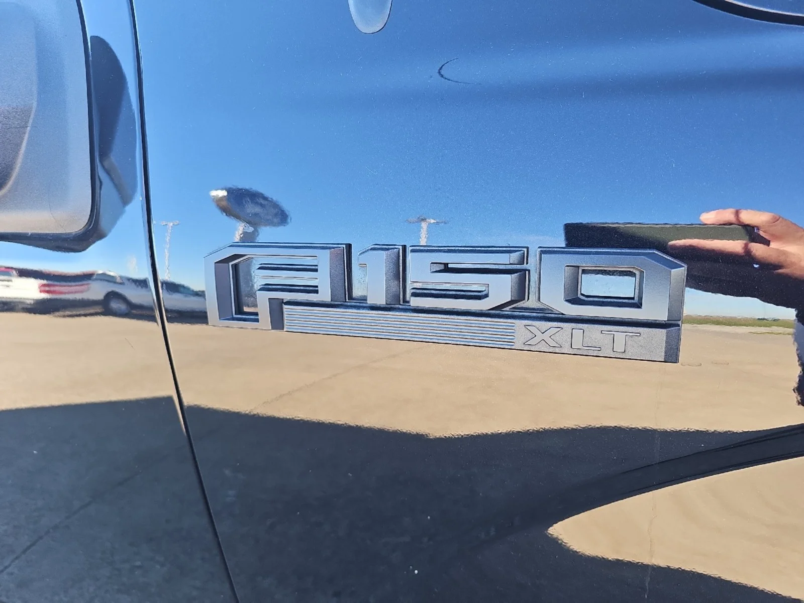 Used 2020 Agate Black Metallic Ford XLT image 5