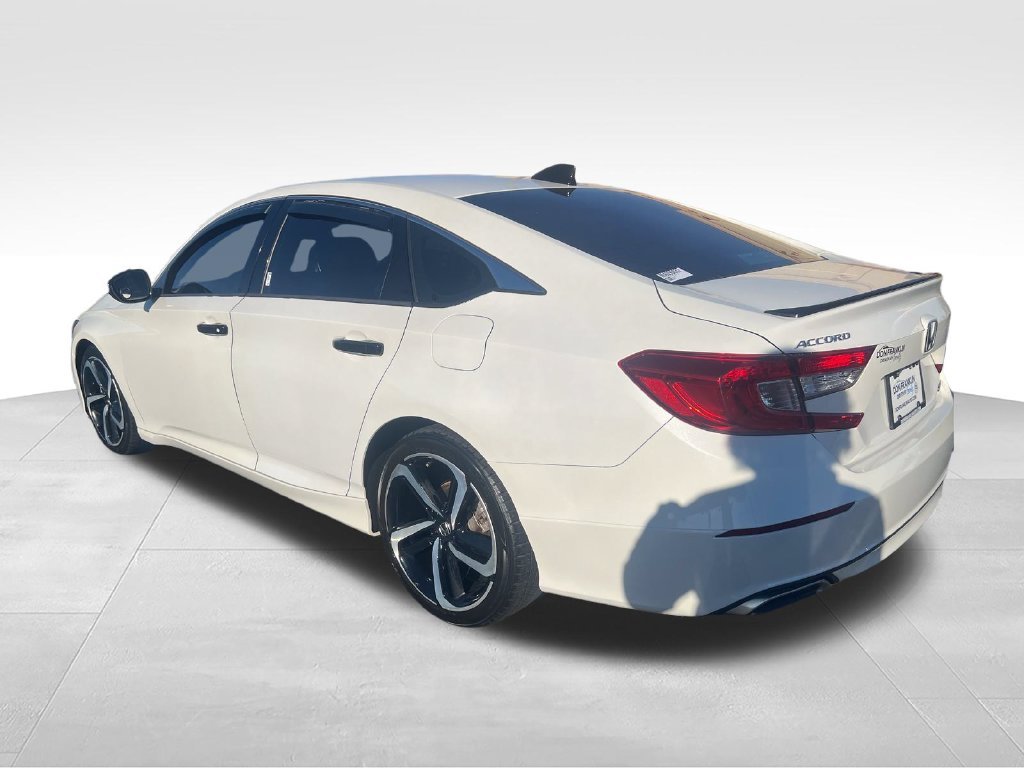 Used 2021  Honda Sport image 3