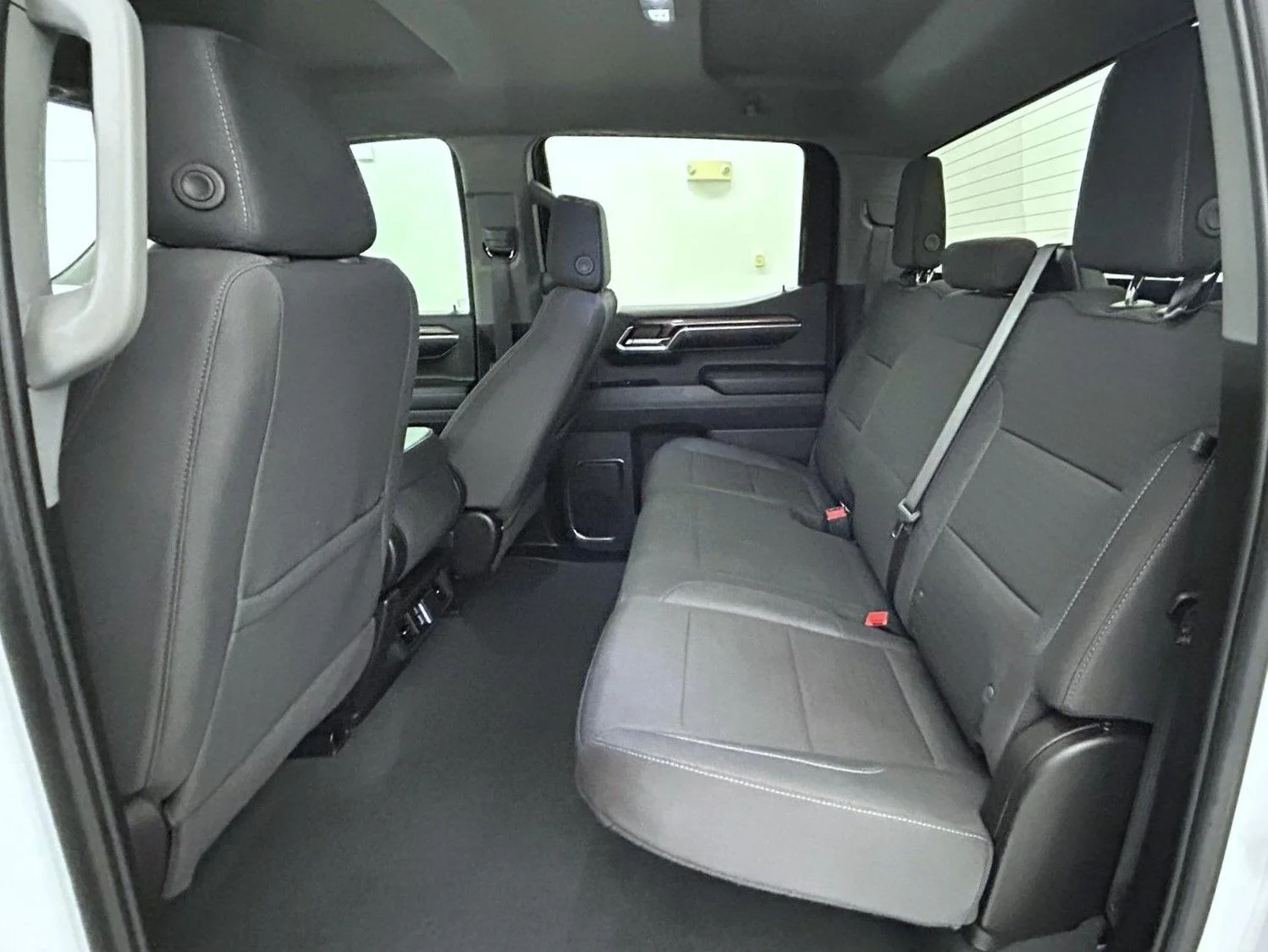 Used 2024 White Chevrolet LT image 19
