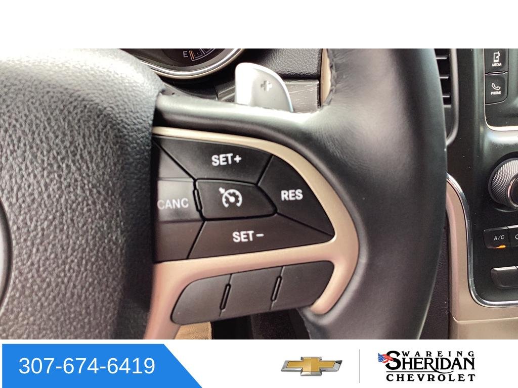 Used 2017 Gray Jeep Laredo image 18