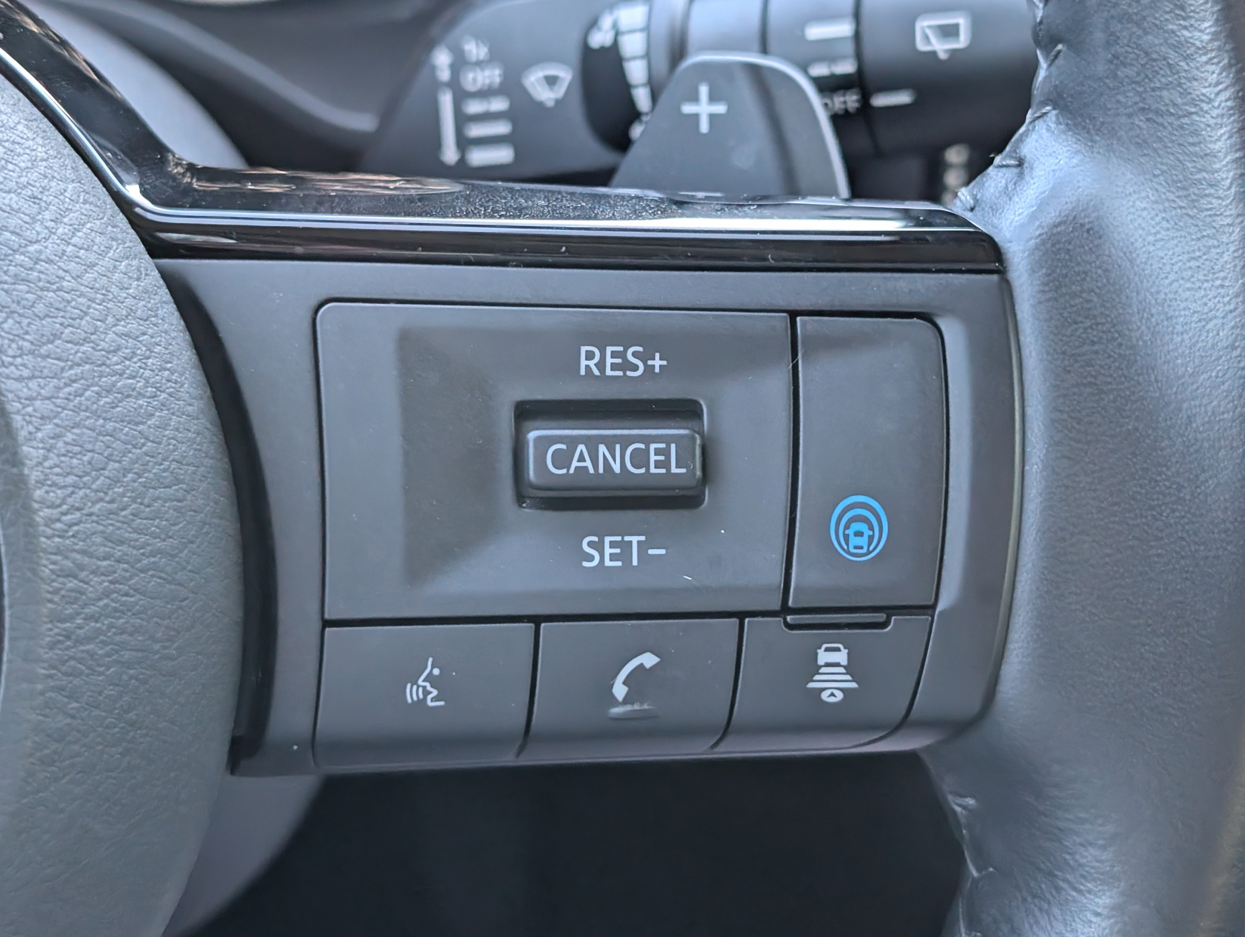 Used 2023 Gun Metallic Nissan SL image 27
