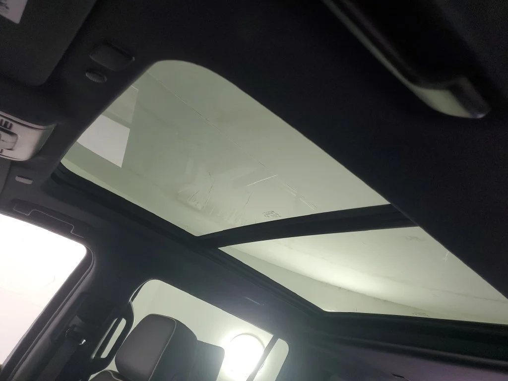 Used 2023 BLACK Chevrolet Premier image 32